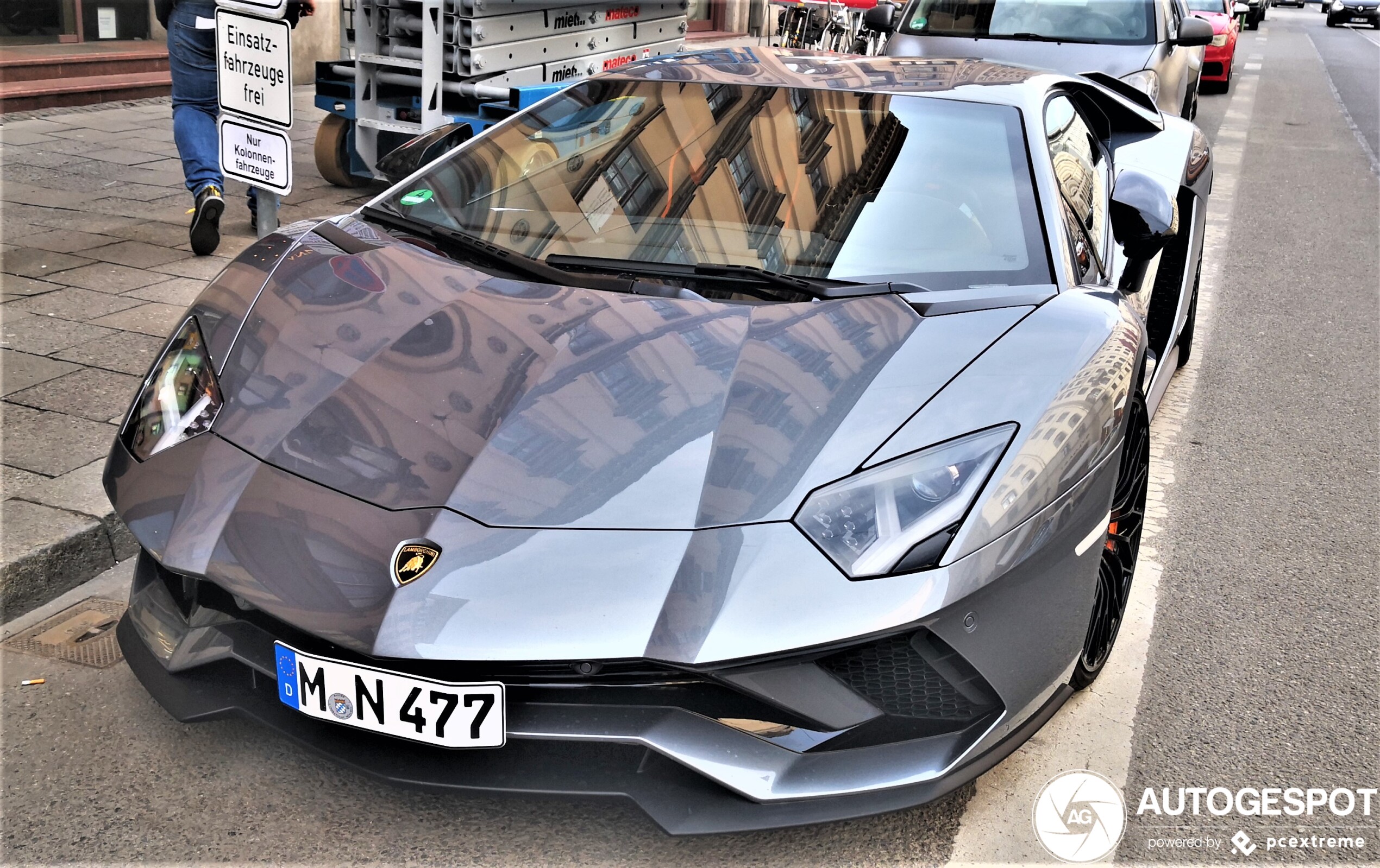 Lamborghini Aventador S LP740-4