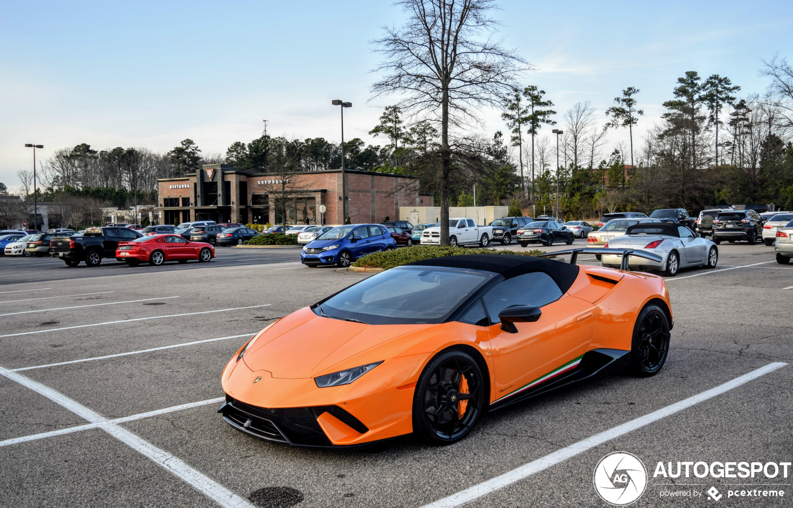 Lamborghini Huracán LP640-4 Performante Spyder