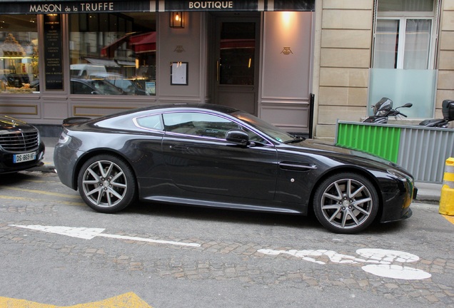 Aston Martin V8 Vantage S