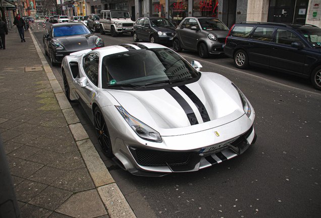 Ferrari 488 Pista