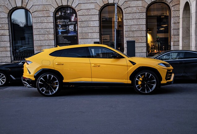 Lamborghini Urus