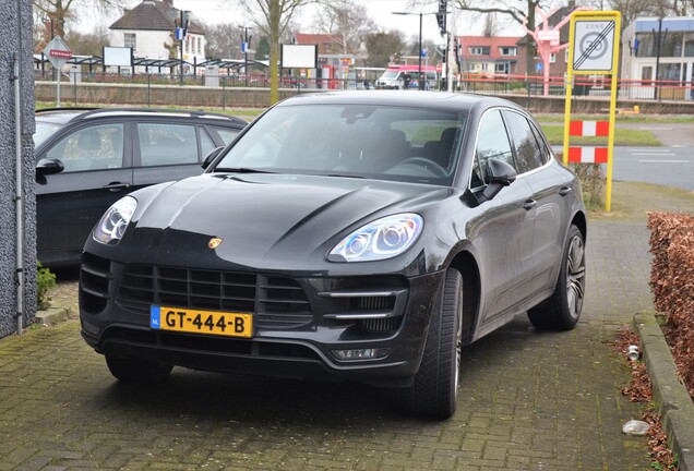 Porsche 95B Macan Turbo