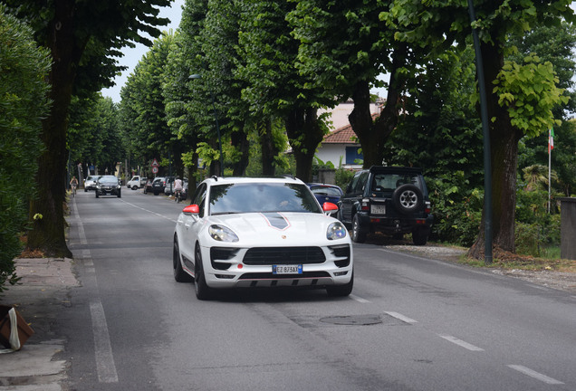 Porsche 95B Macan Turbo