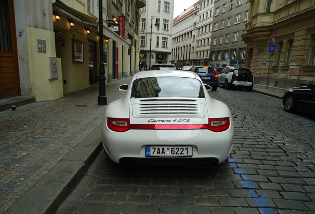 Porsche 997 Carrera 4 GTS