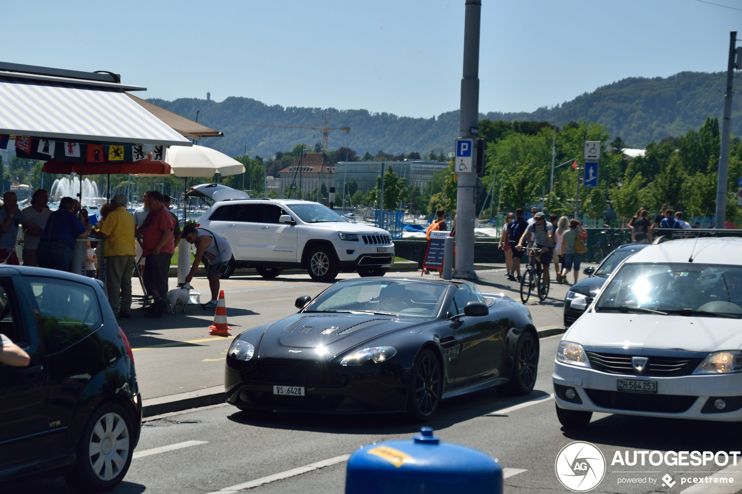 Aston Martin V12 Vantage S Roadster