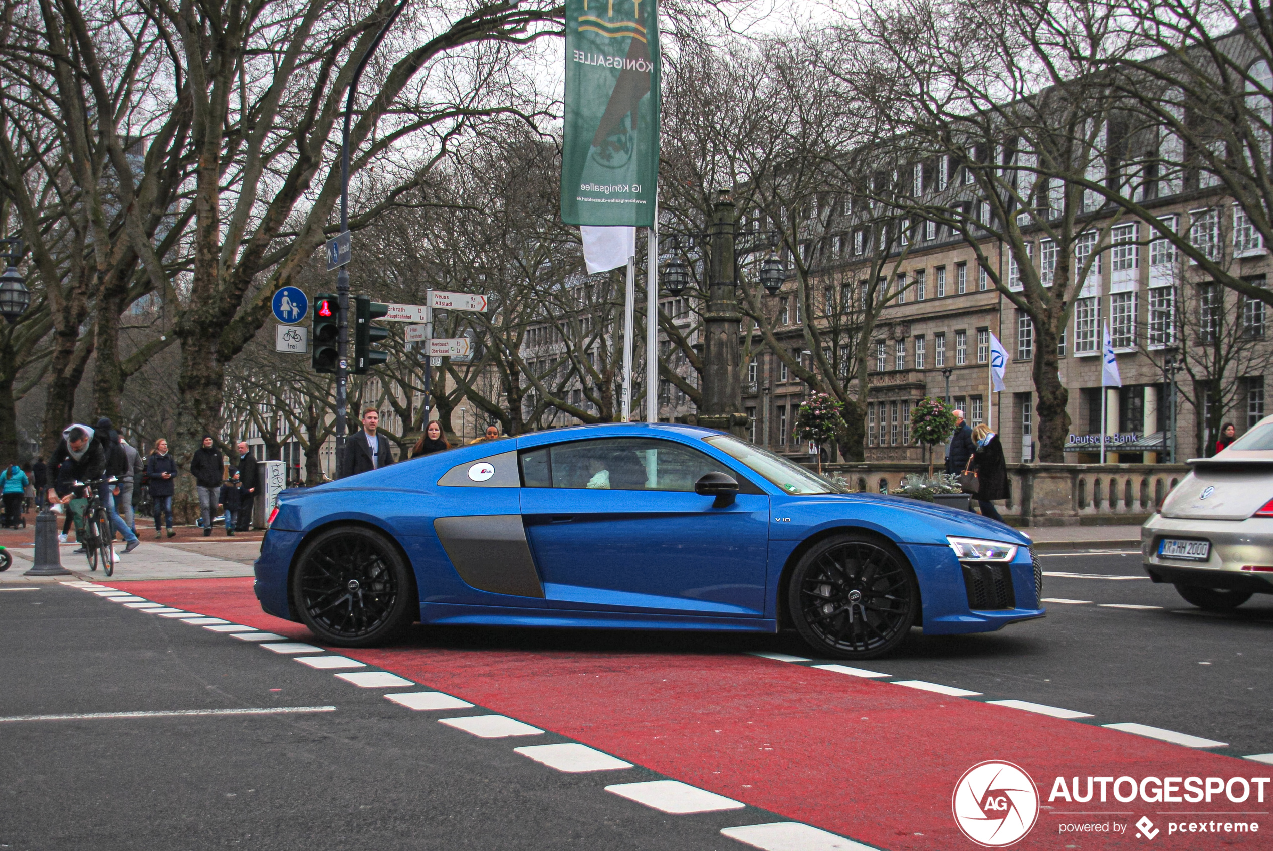 Audi R8 V10 2015