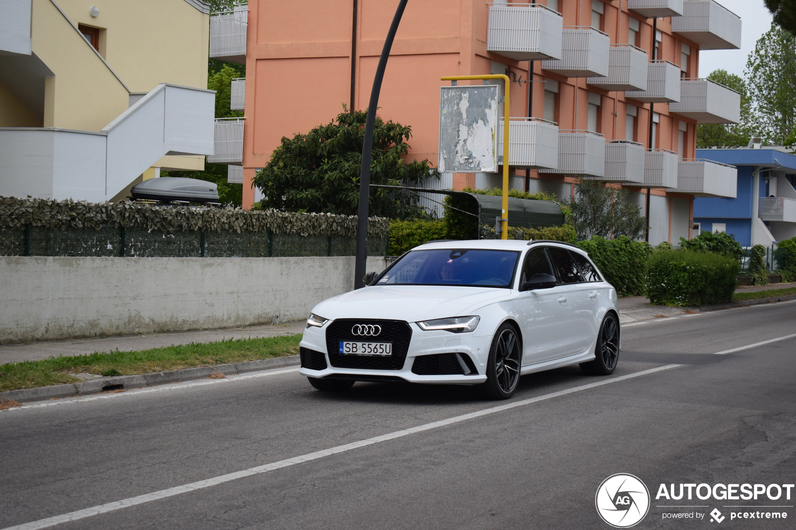 Audi RS6 Avant C7 2015