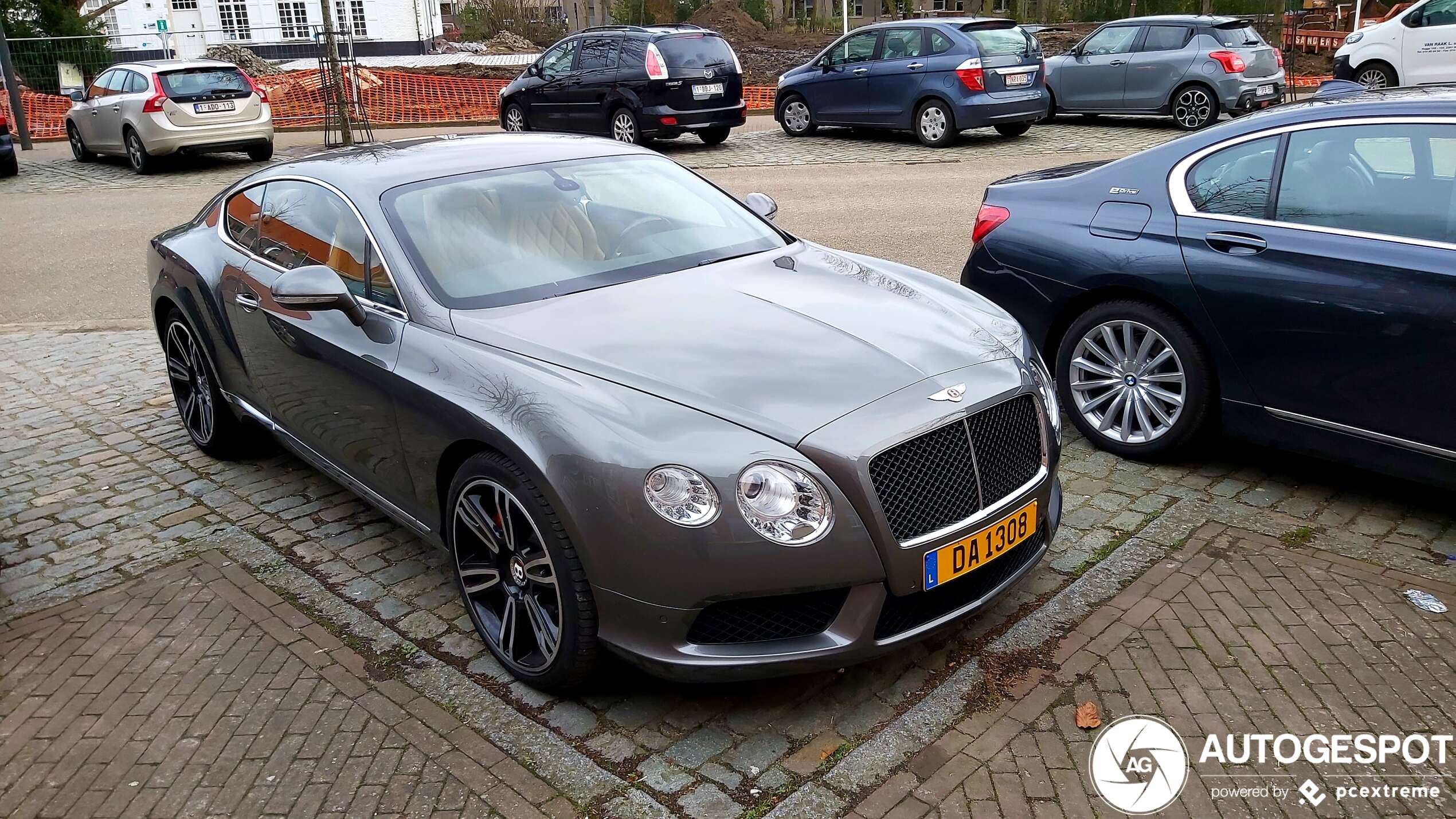 Bentley Continental GT V8