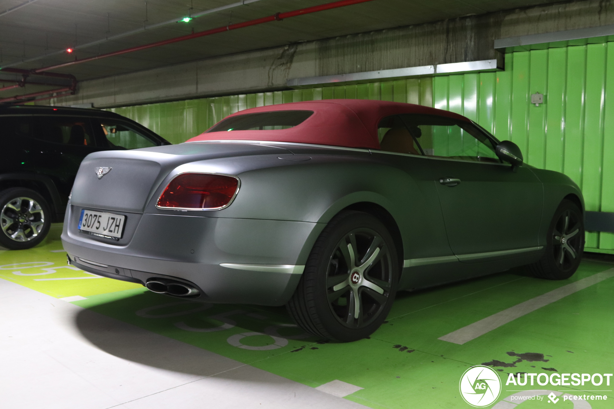 Bentley Continental GTC V8