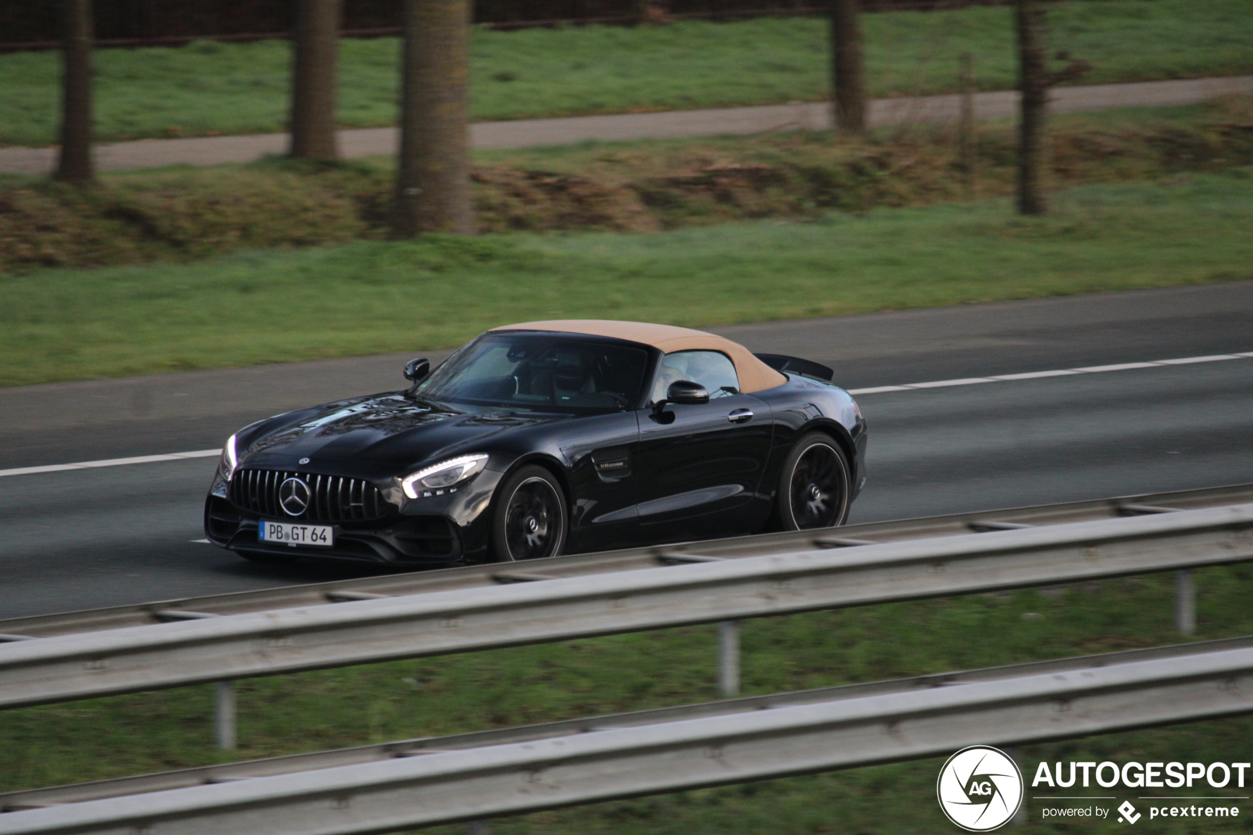 Mercedes-AMG GT Roadster R190