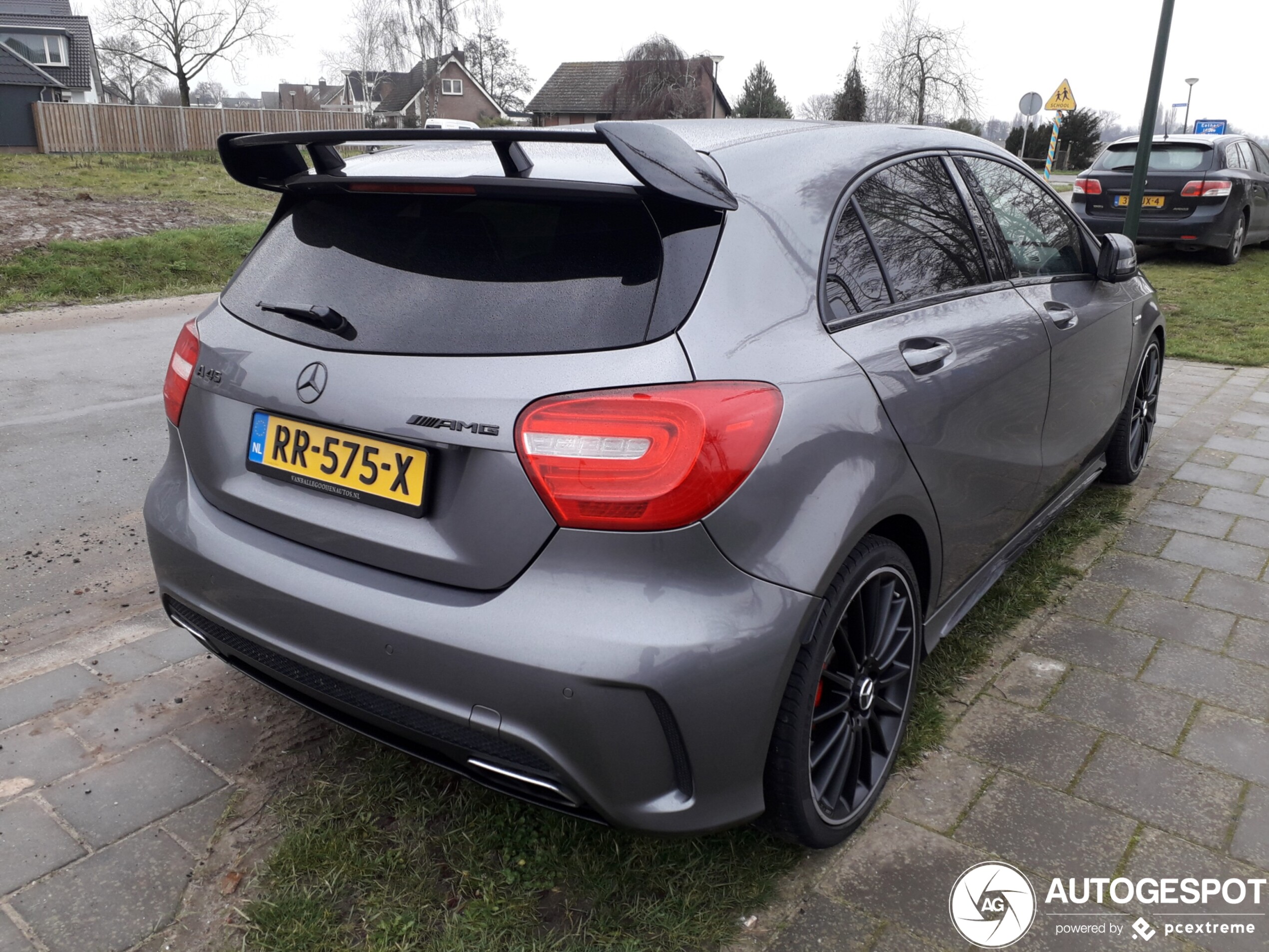 Mercedes-Benz A 45 AMG