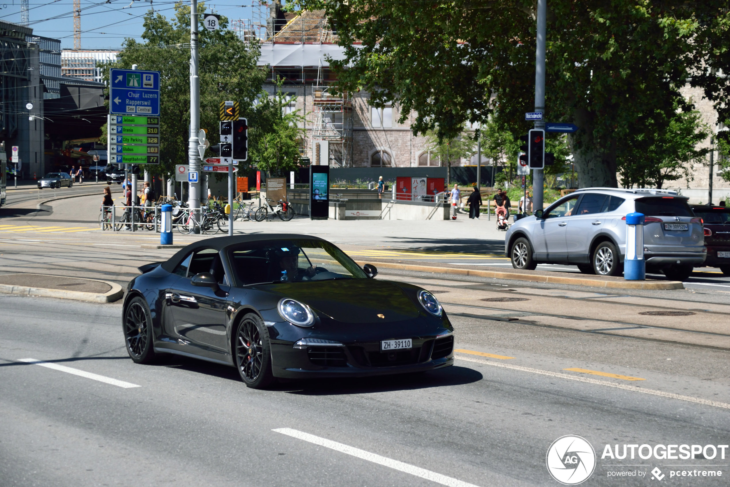 Porsche 991 Carrera 4 GTS Cabriolet MkI