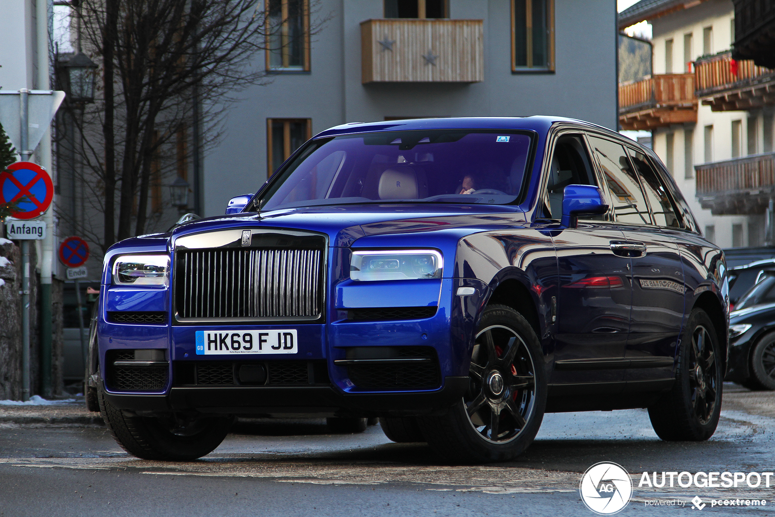 Uitermate luxe met de Rolls-Royce Cullinan Black Badge