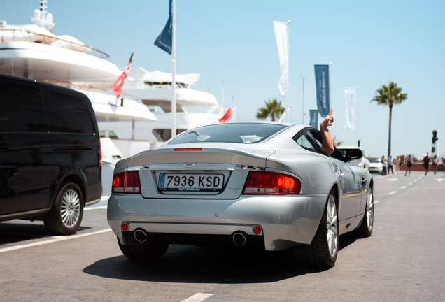 Aston Martin Vanquish S