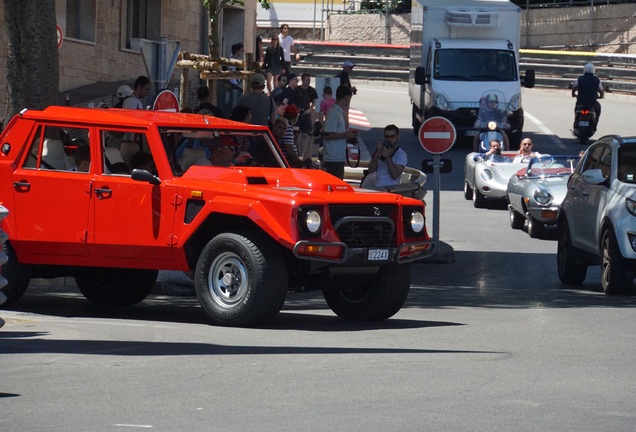 Lamborghini LM002