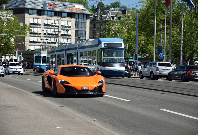 McLaren 650S