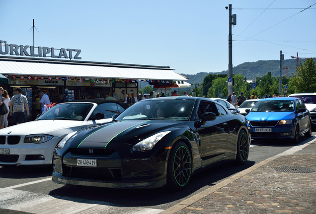 Nissan GT-R