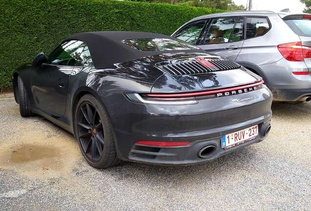 Porsche 992 Carrera 4S Cabriolet