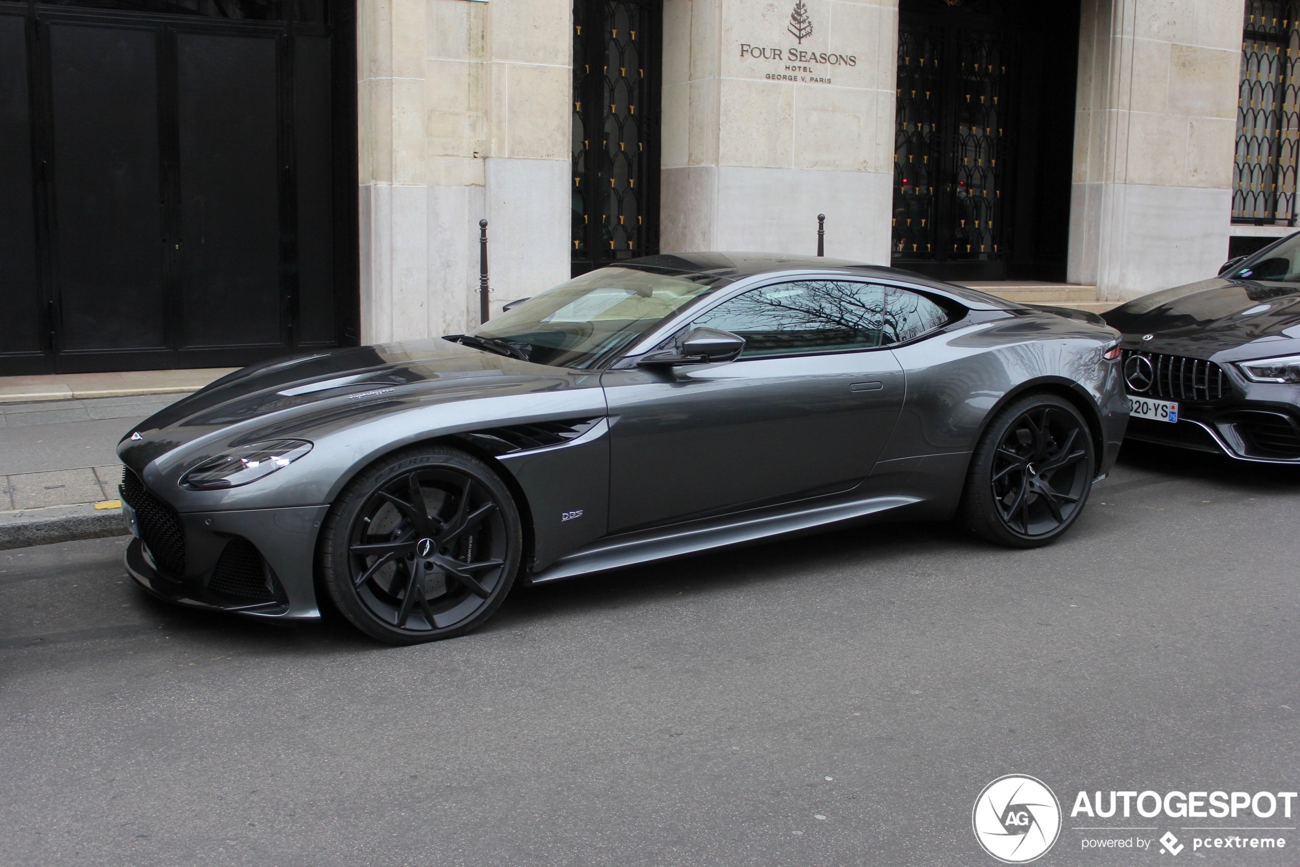 Aston Martin DBS Superleggera