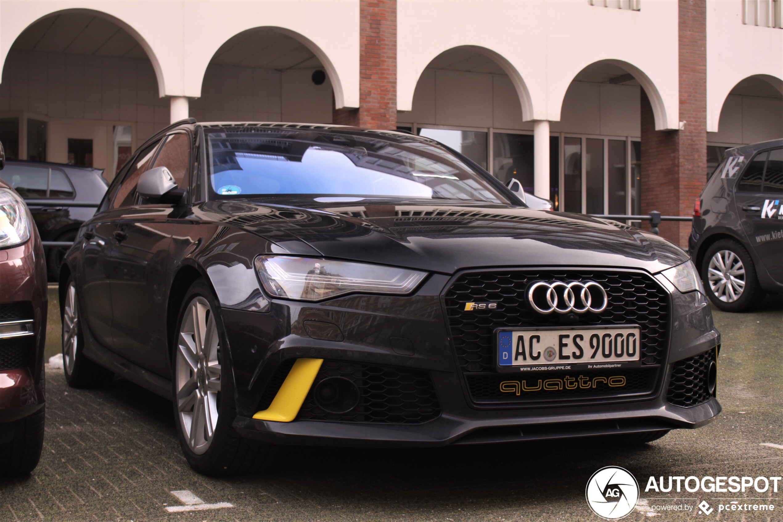 Audi RS6 Avant C7 2015