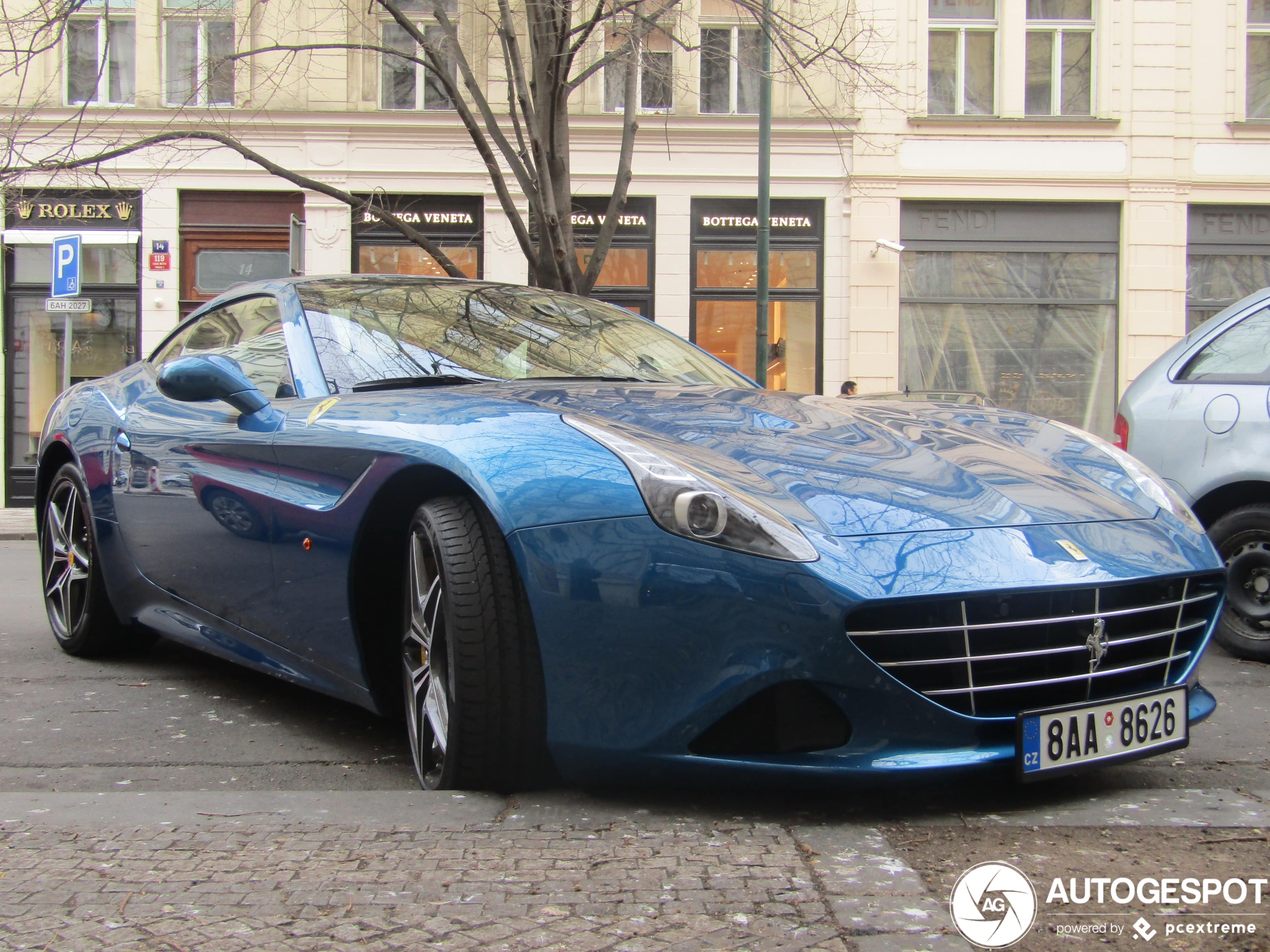 Ferrari California T