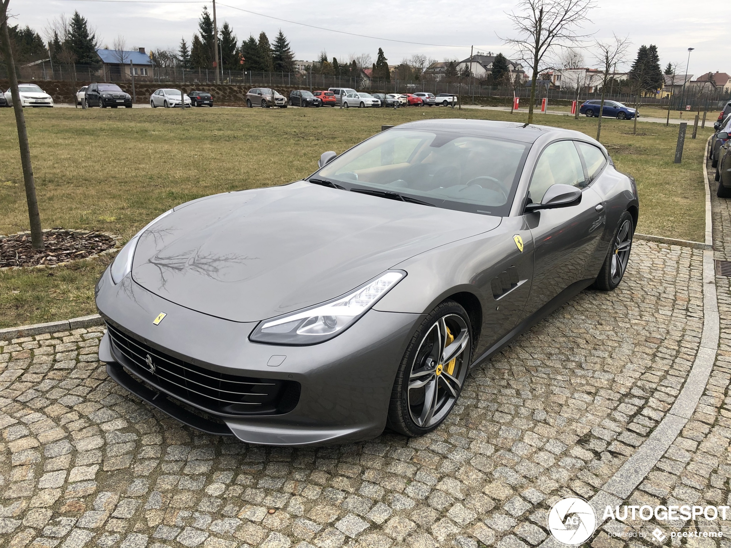 Ferrari GTC4Lusso