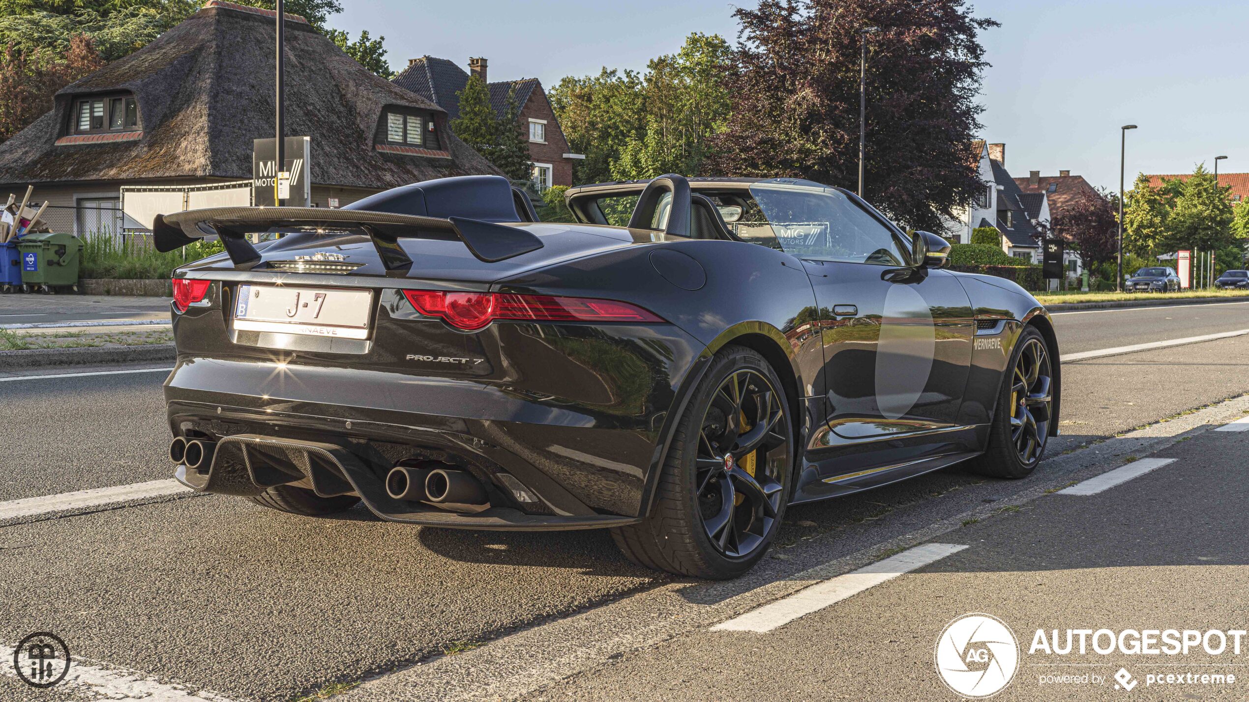 Jaguar F-TYPE Project 7