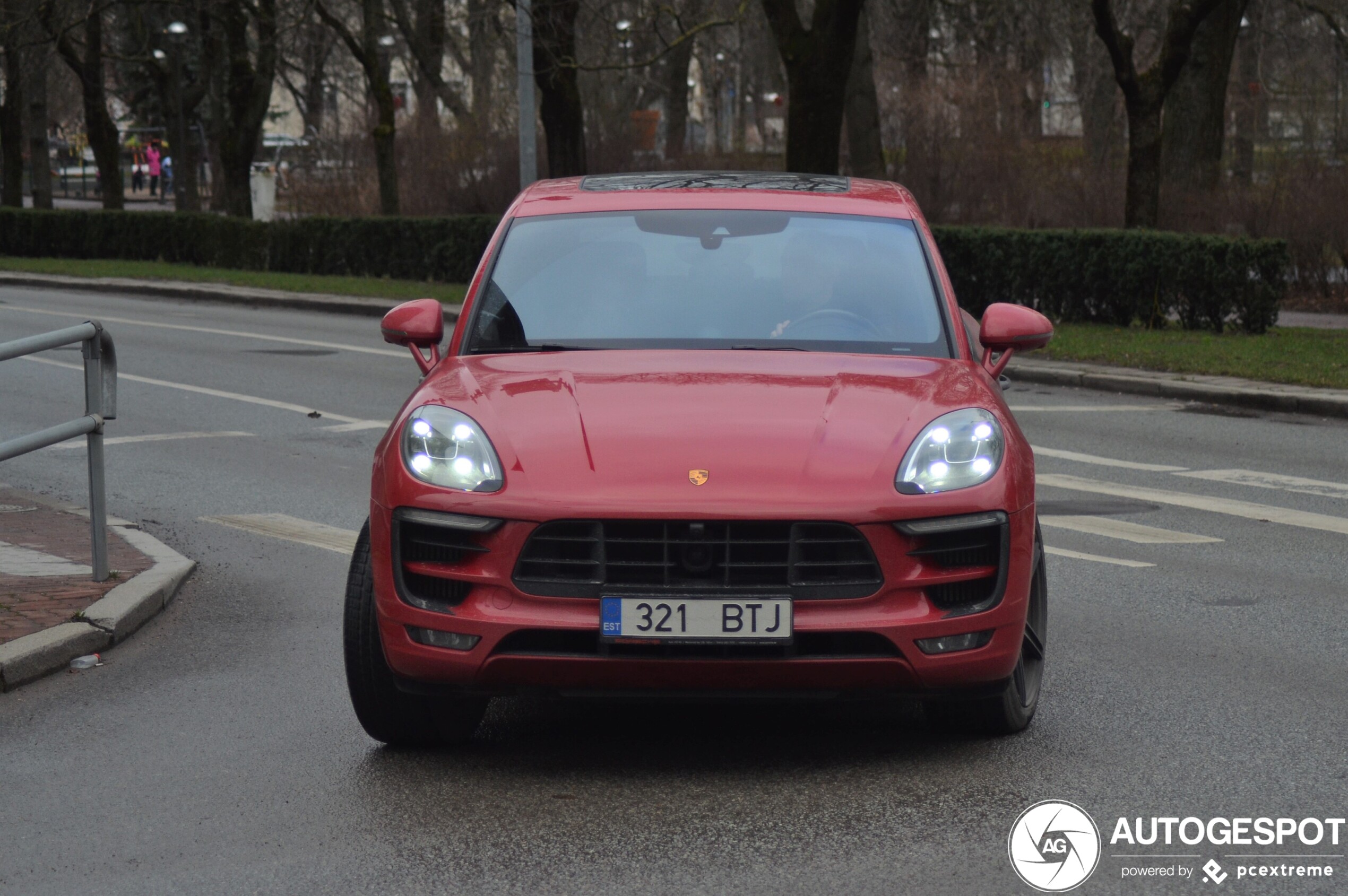 Porsche 95B Macan GTS