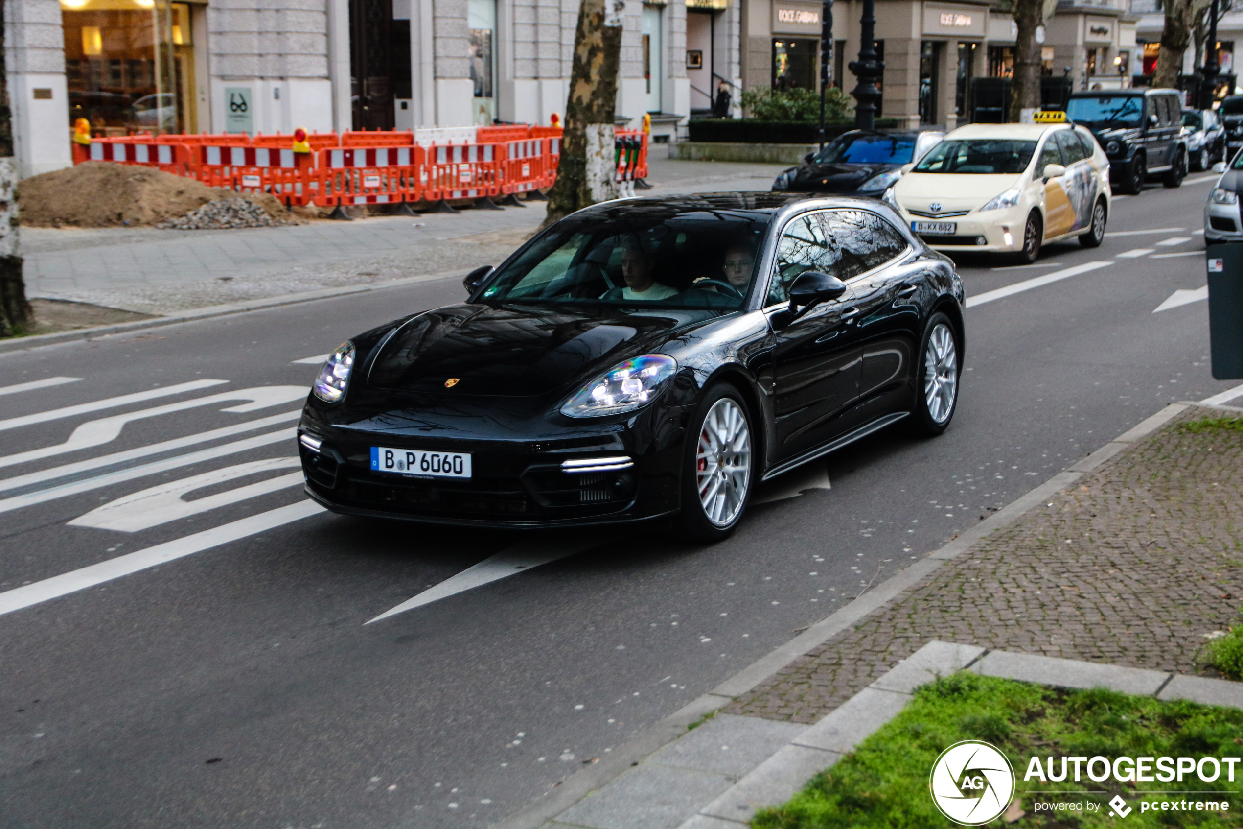 Porsche 971 Panamera GTS Sport Turismo