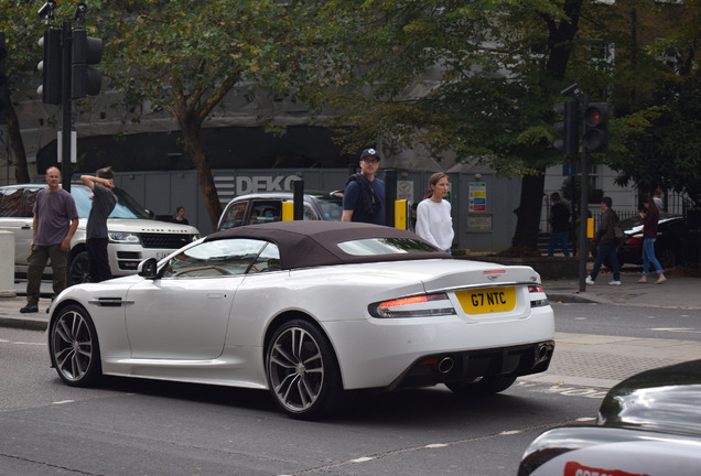 Aston Martin DBS Volante