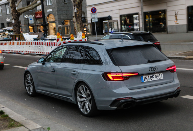 Audi RS4 Avant B9