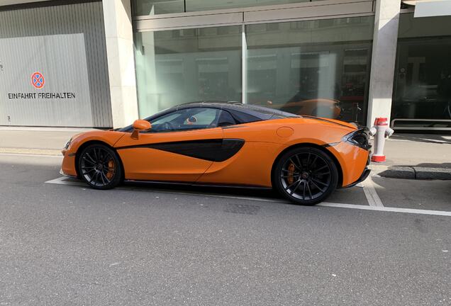 McLaren 570S Spider