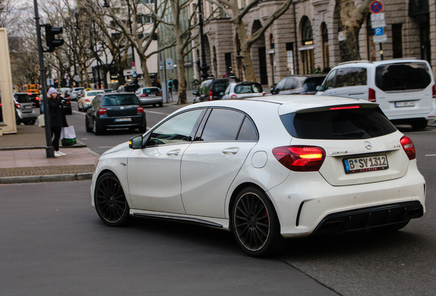 Mercedes-AMG A 45 W176 2015