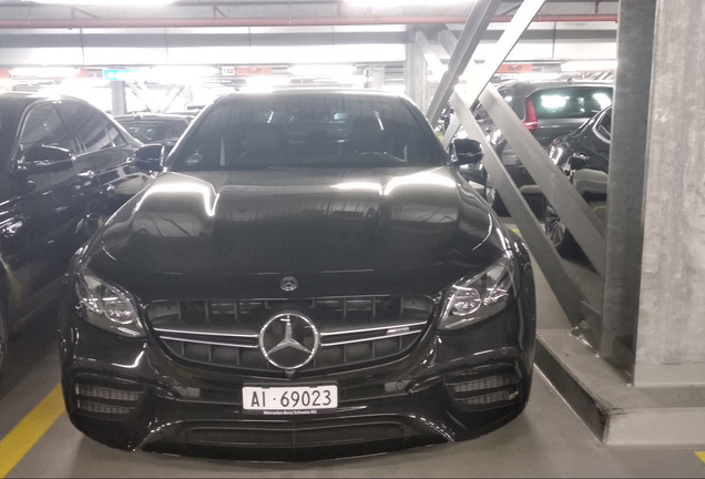 Mercedes-AMG E 63 S W213