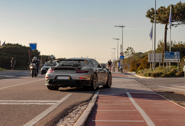 Porsche 991 GT2 RS Weissach Package