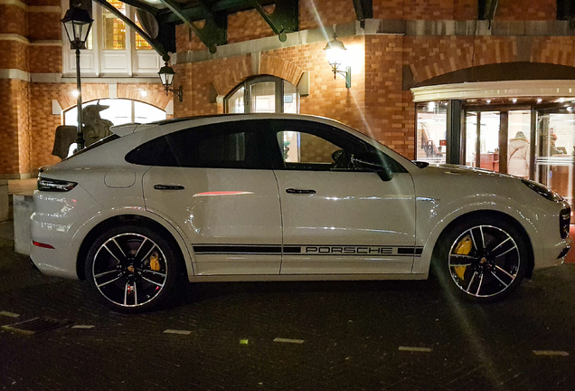 Porsche Cayenne Coupé Turbo S E-Hybrid