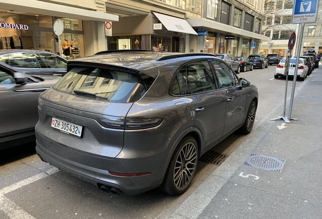 Porsche Cayenne Turbo S E-Hybrid