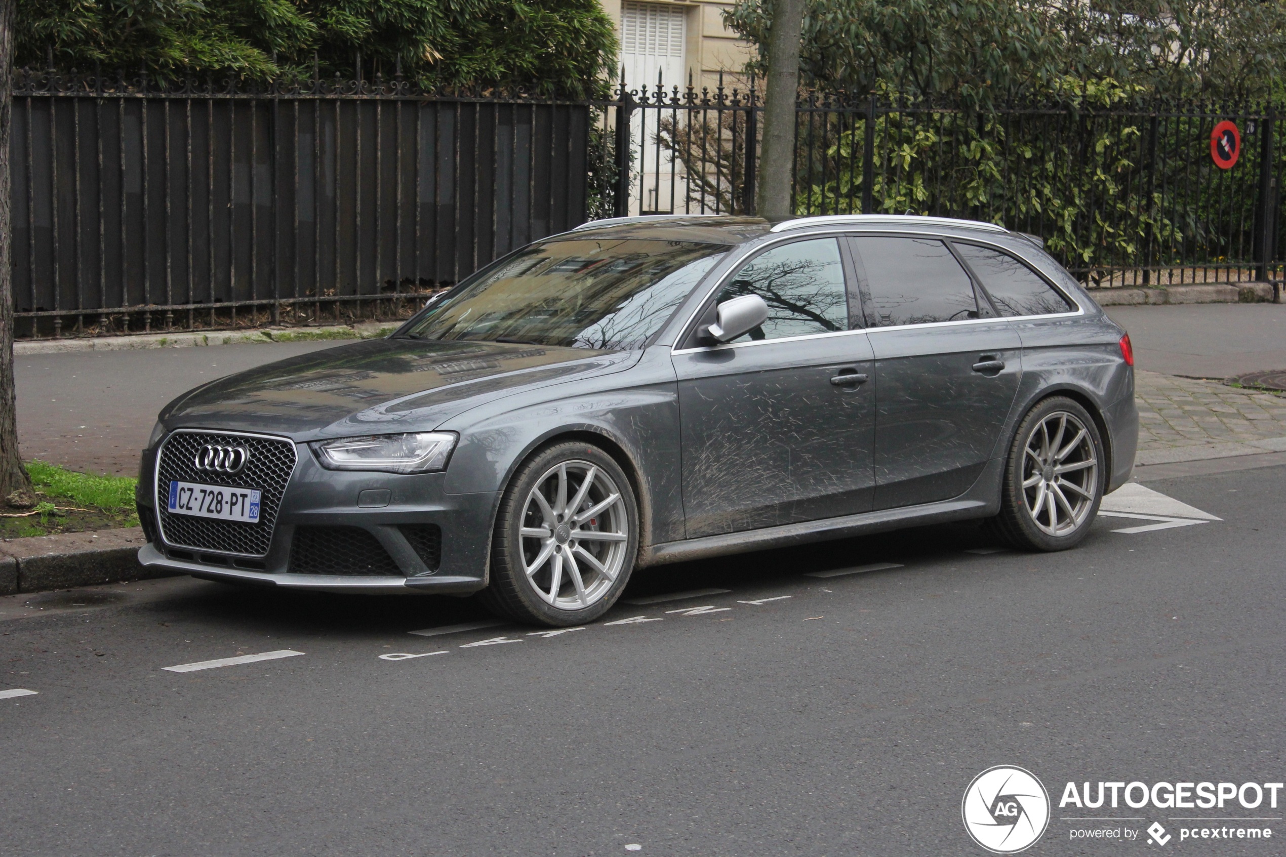 Audi RS4 Avant B8