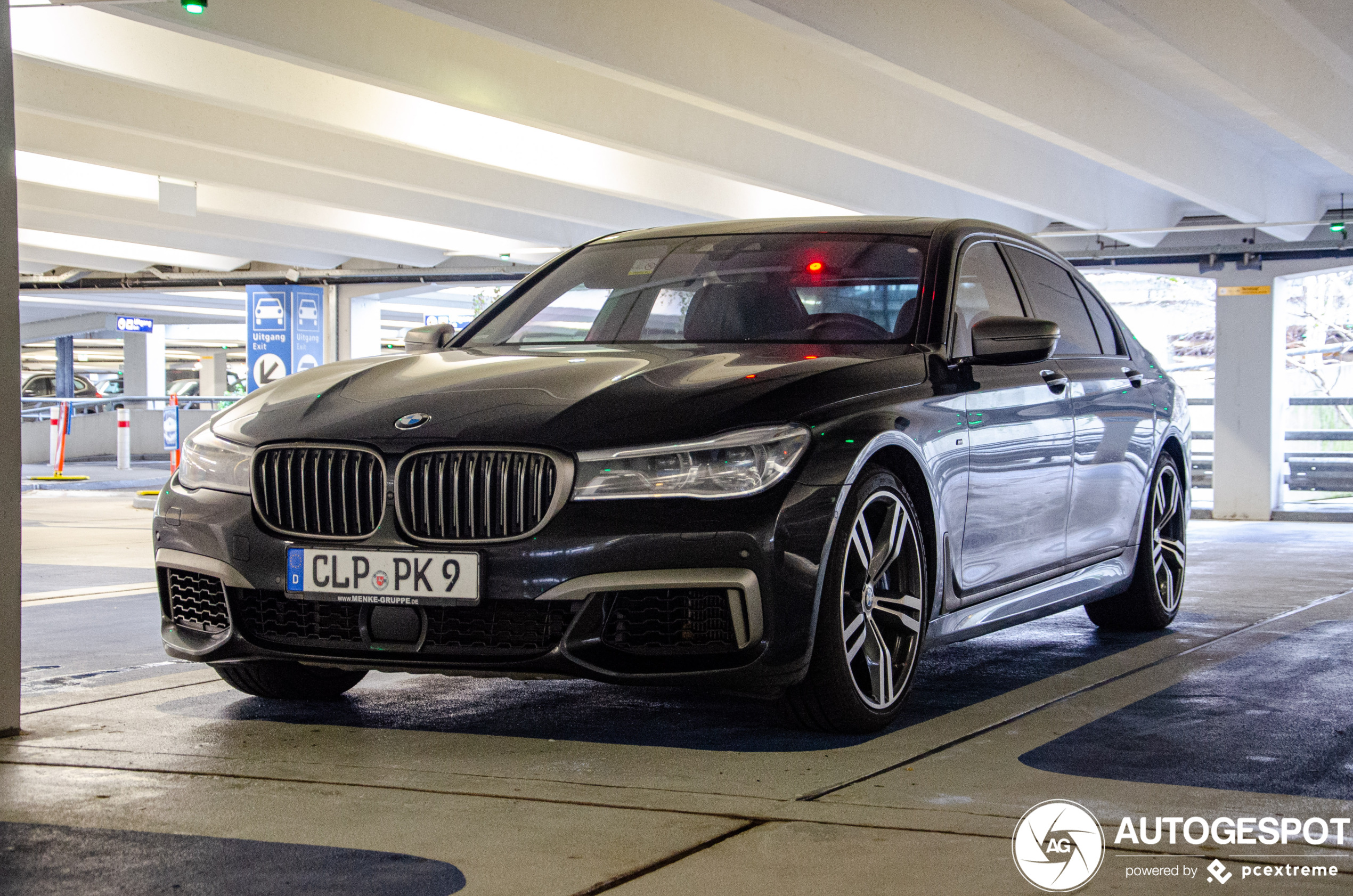 BMW M760Li xDrive