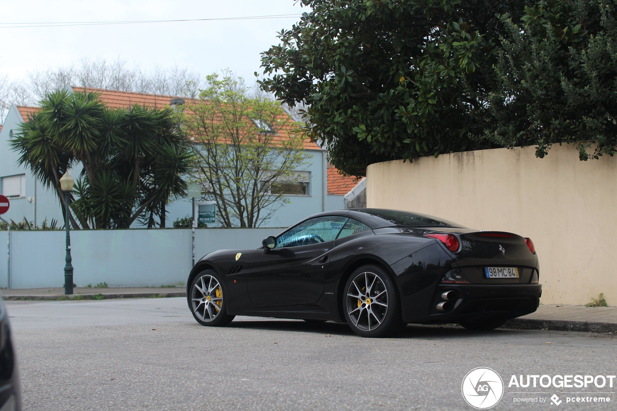 Ferrari California