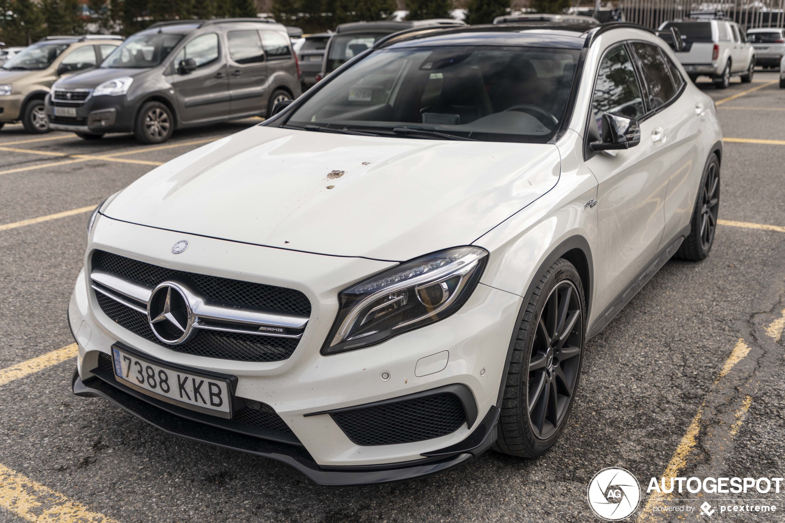 Mercedes-Benz GLA 45 AMG X156