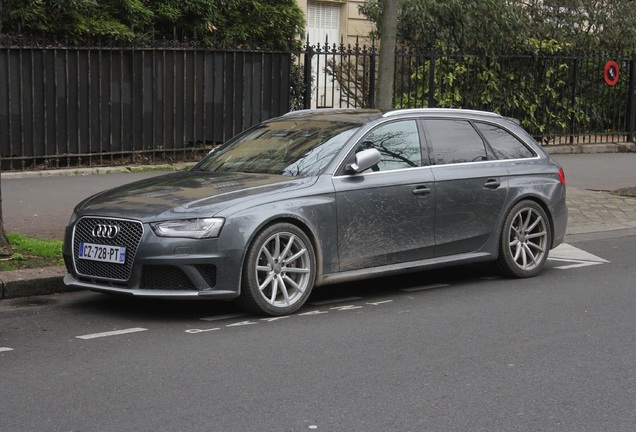 Audi RS4 Avant B8