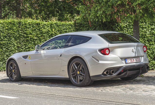 Ferrari FF