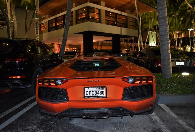 Lamborghini Aventador LP700-4