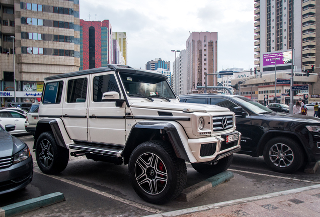 Mercedes-Benz G 500 4X4²