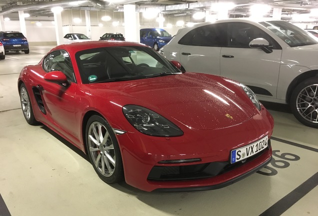 Porsche 718 Cayman GTS