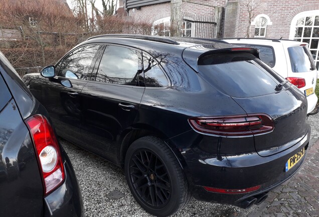 Porsche 95B Macan GTS