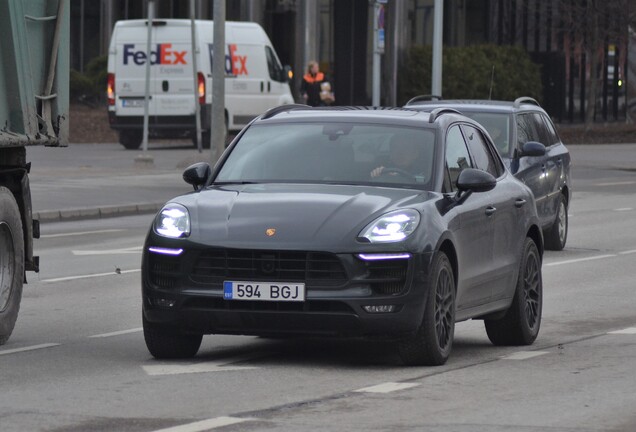 Porsche 95B Macan GTS