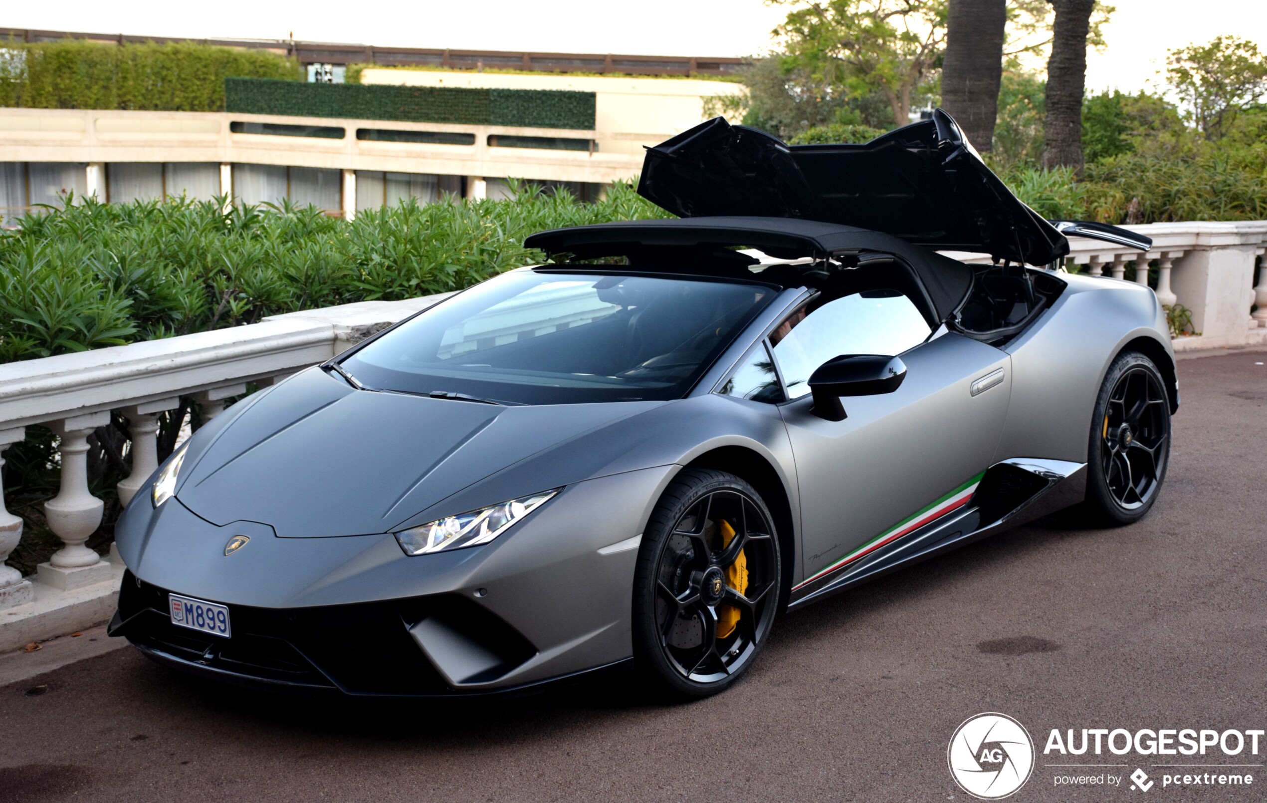 Lamborghini Huracán LP640-4 Performante Spyder