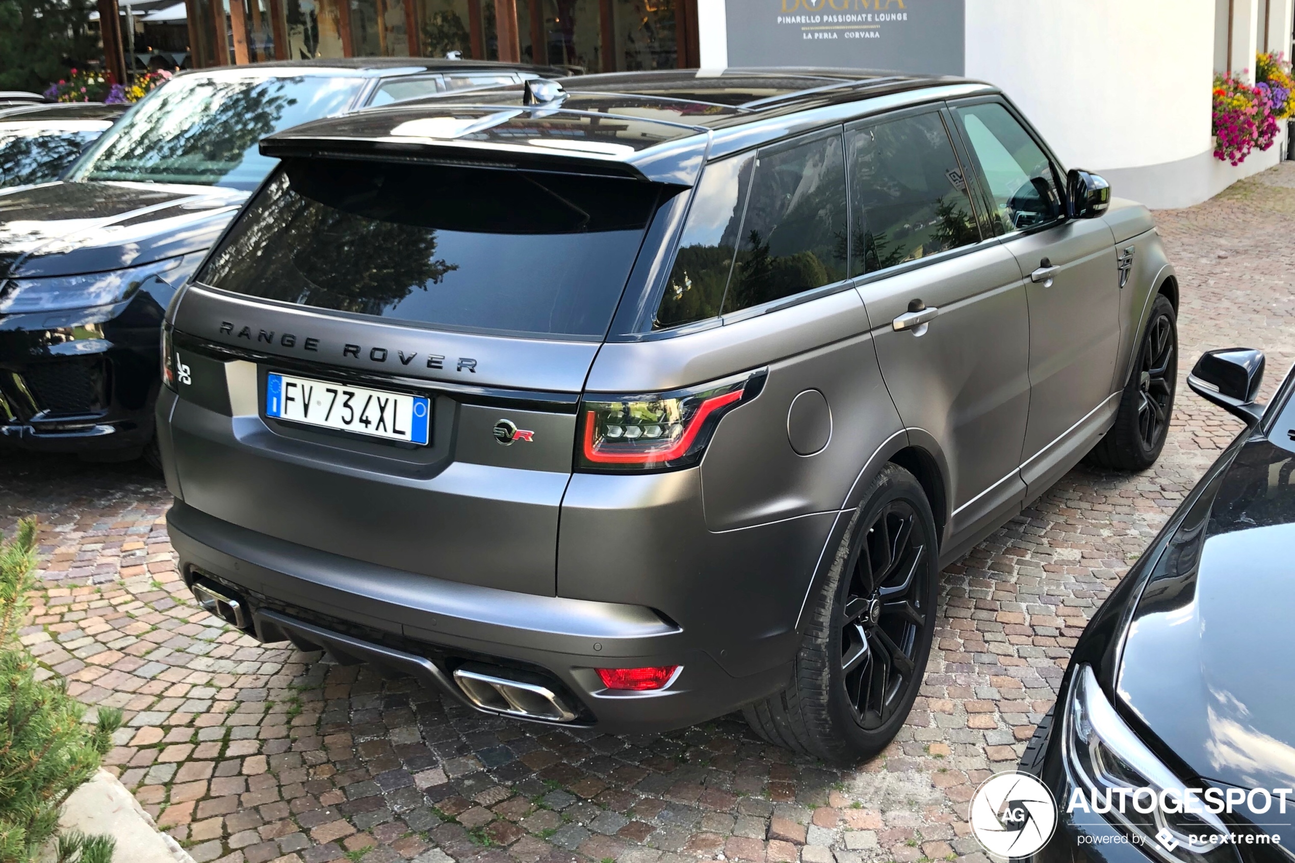 Land Rover Range Rover Sport SVR 2018